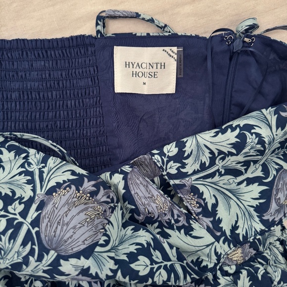 Tuckernuck HYACINTH HOUSE Blue Leafy Floral Maeve Midi Dress - Picture 8 of 9